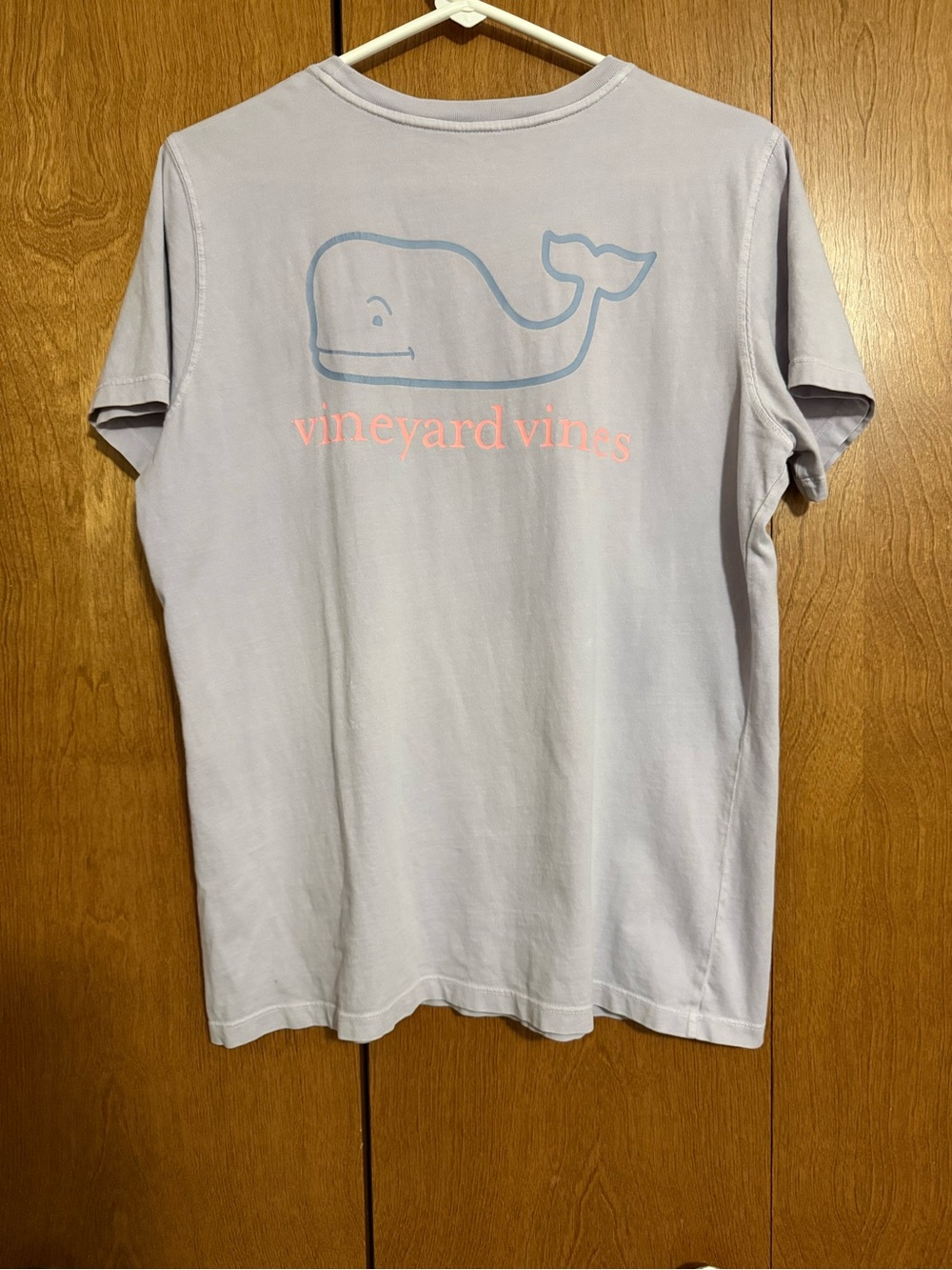 Vineyard Vines Pastel Lavender Pocket Tee with Whale Logo Size L Like New!